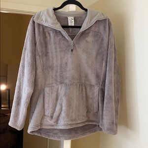 Super soft North Face pullover